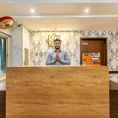 Metropolis Business Hotel Panadzsi Kültér fotó