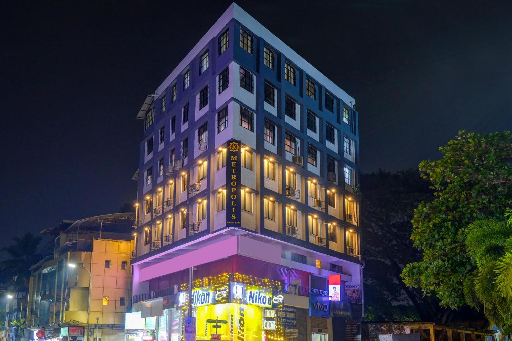Metropolis Business Hotel Panadzsi Kültér fotó