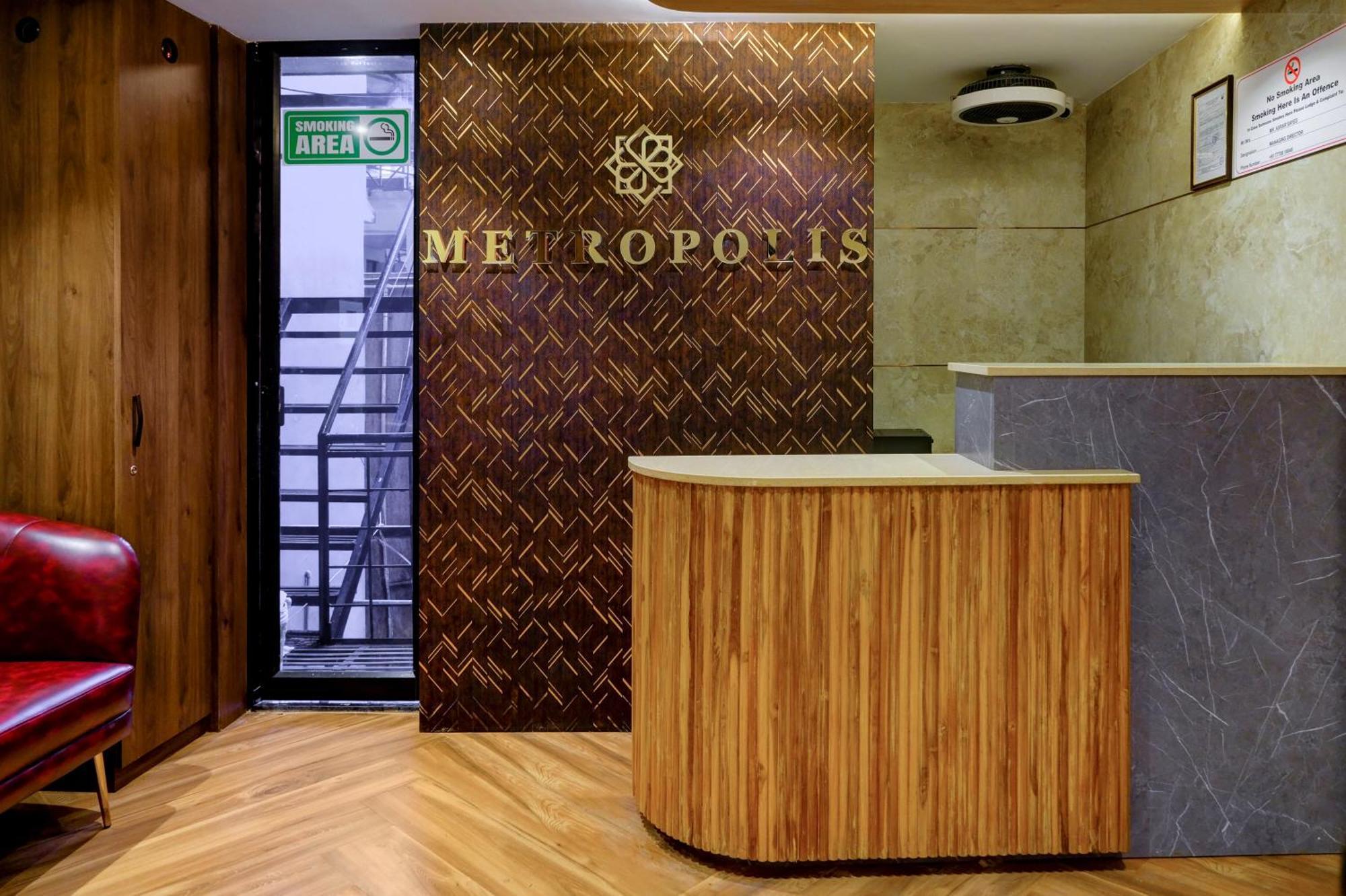 Metropolis Business Hotel Panadzsi Kültér fotó
